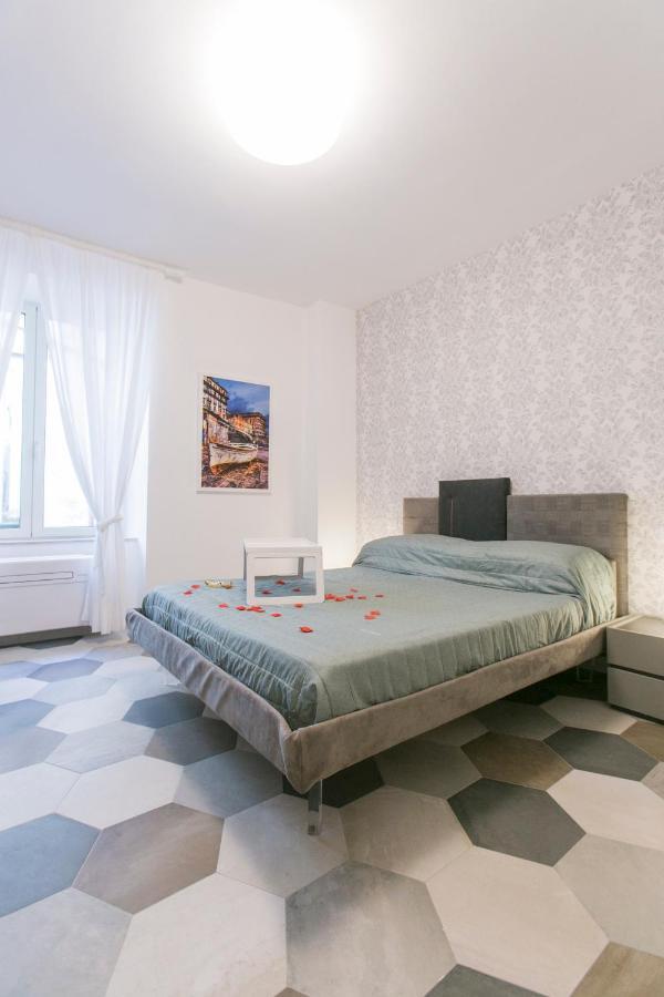 Bed and Breakfast Anticaglia/24 Nápoles Exterior foto