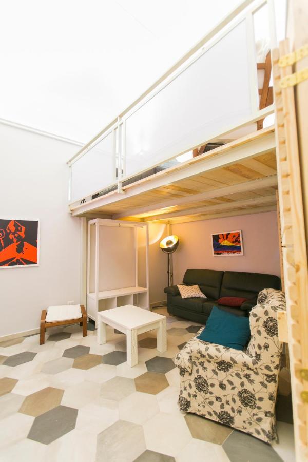 Bed and Breakfast Anticaglia/24 Nápoles Exterior foto